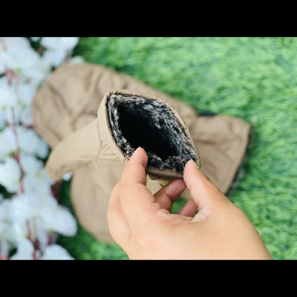 Zara gloves/mittens - Picture 4 of 6